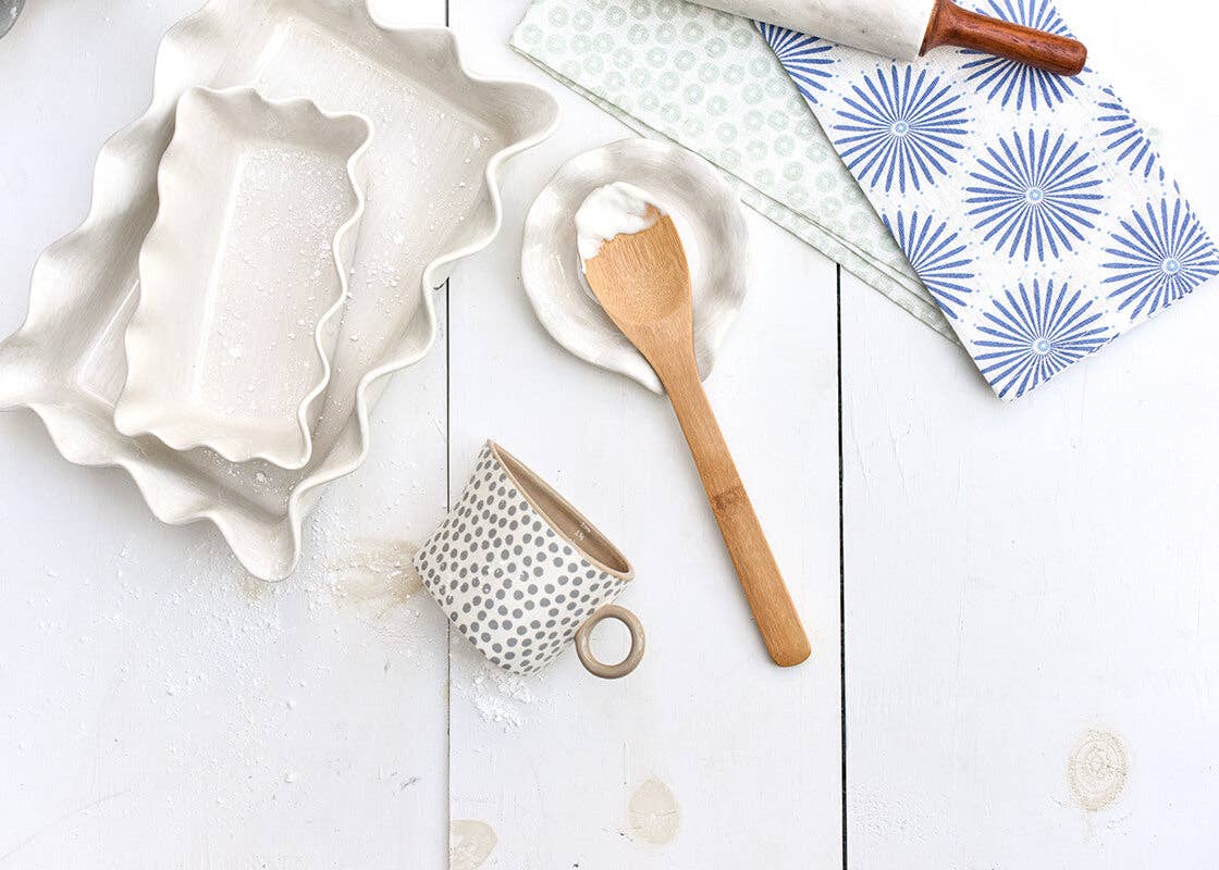 Signature White Ruffle Spoon Rest