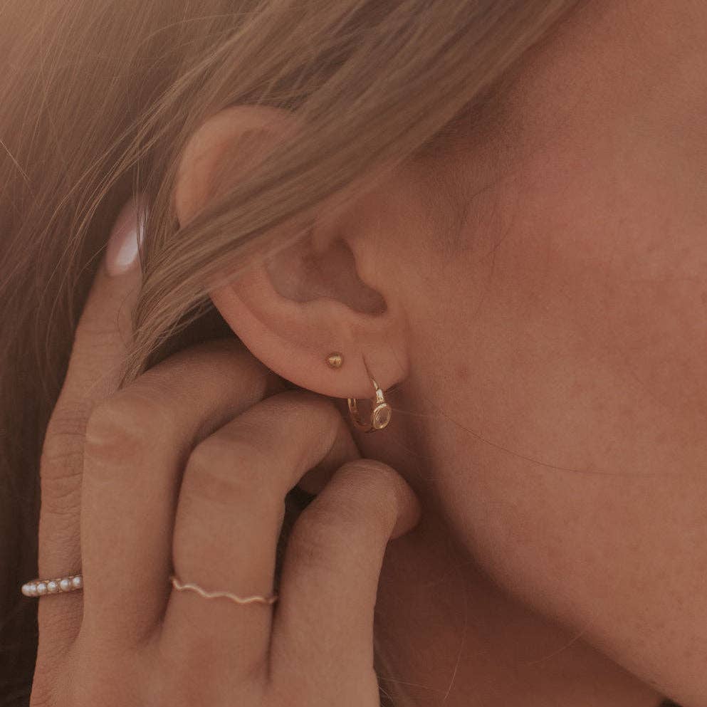 Goldie Dot Flat Back Studs