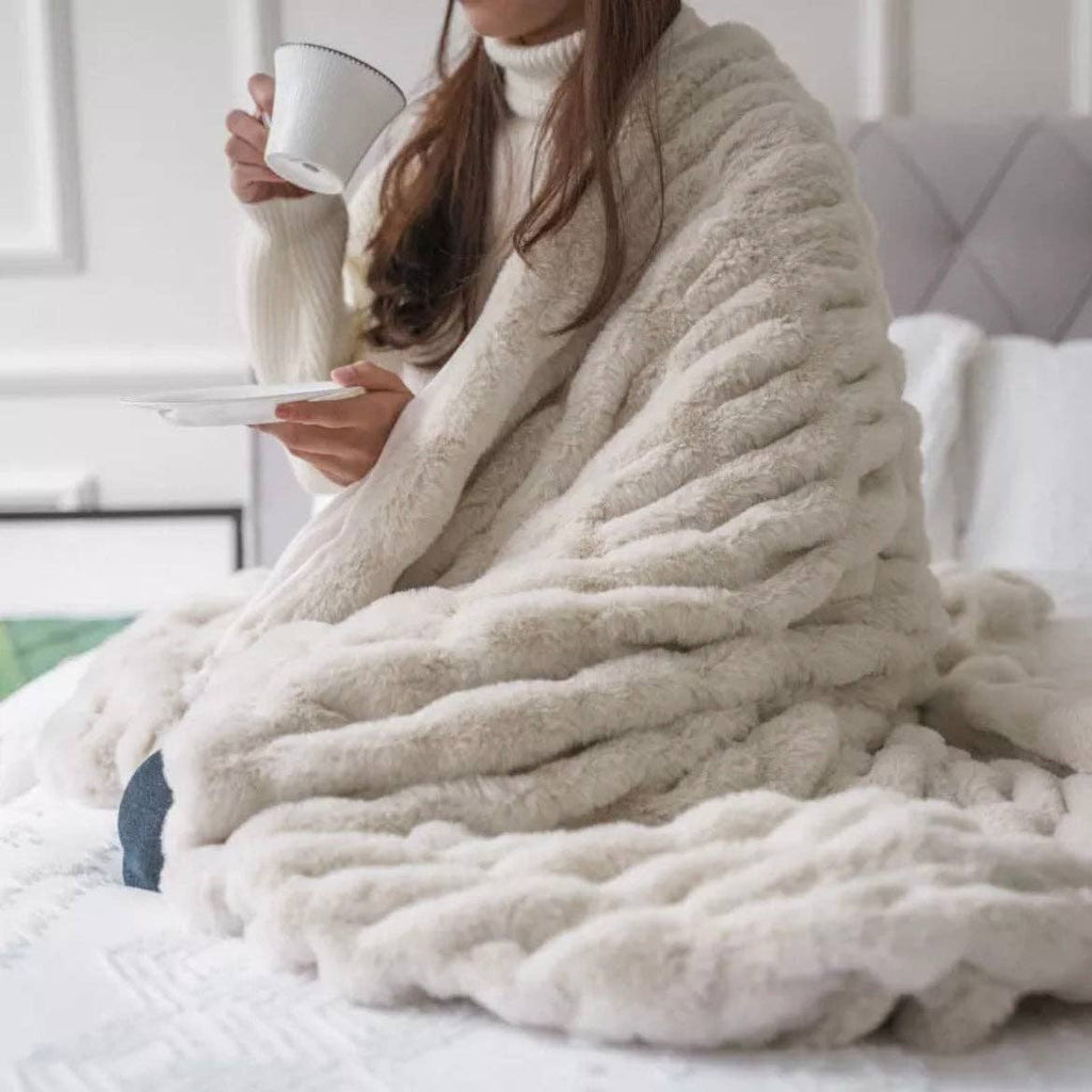 Ruched Faux Fur Throw- Ecru Beige