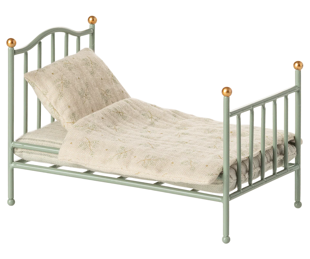 Vintage Bed, Mouse - Mint