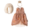 Queen Dress, Mum