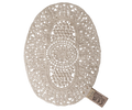 Lace rug, Mouse