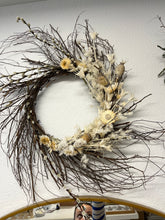 Load image into Gallery viewer, Wreaths by The Heirloom Table
