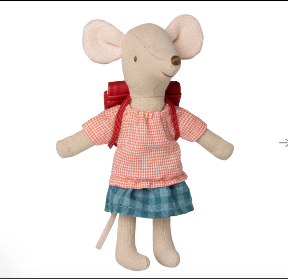 Tricycle mouse, Big sister with bag