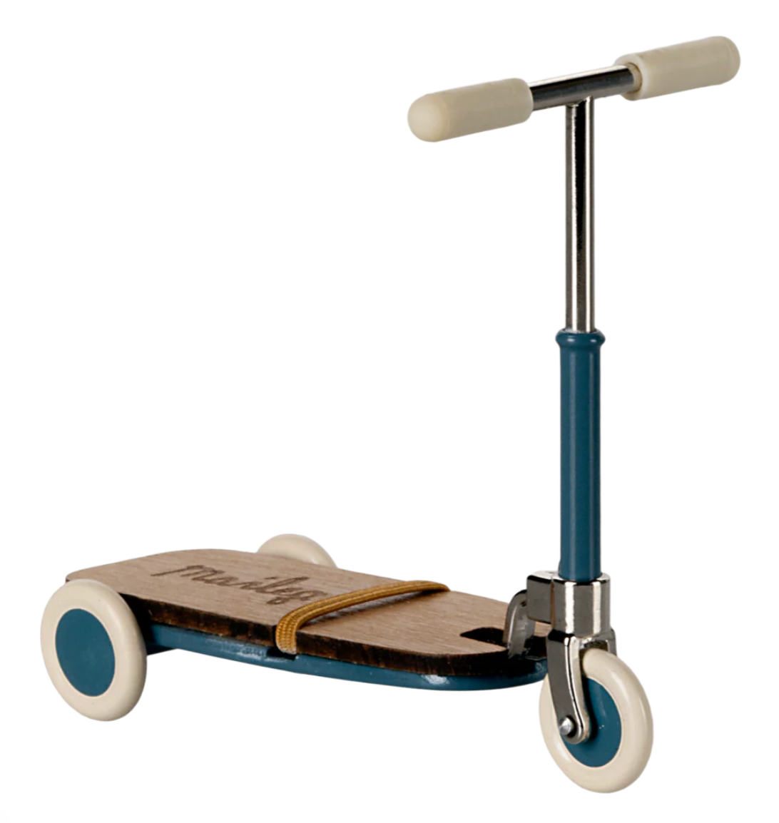 Kick board Scooter - Mouse