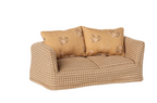 Couch, Mouse - Mable