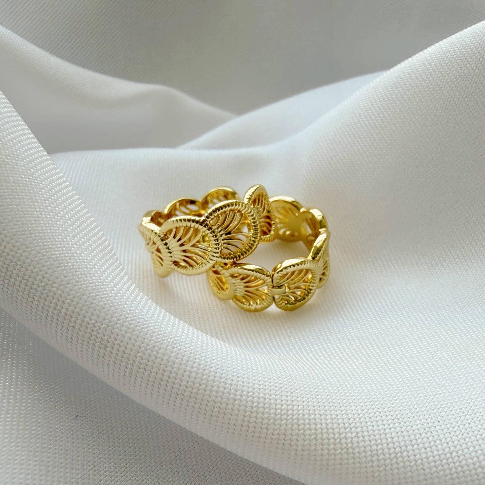 Cali Filigree  Hoops Earrings