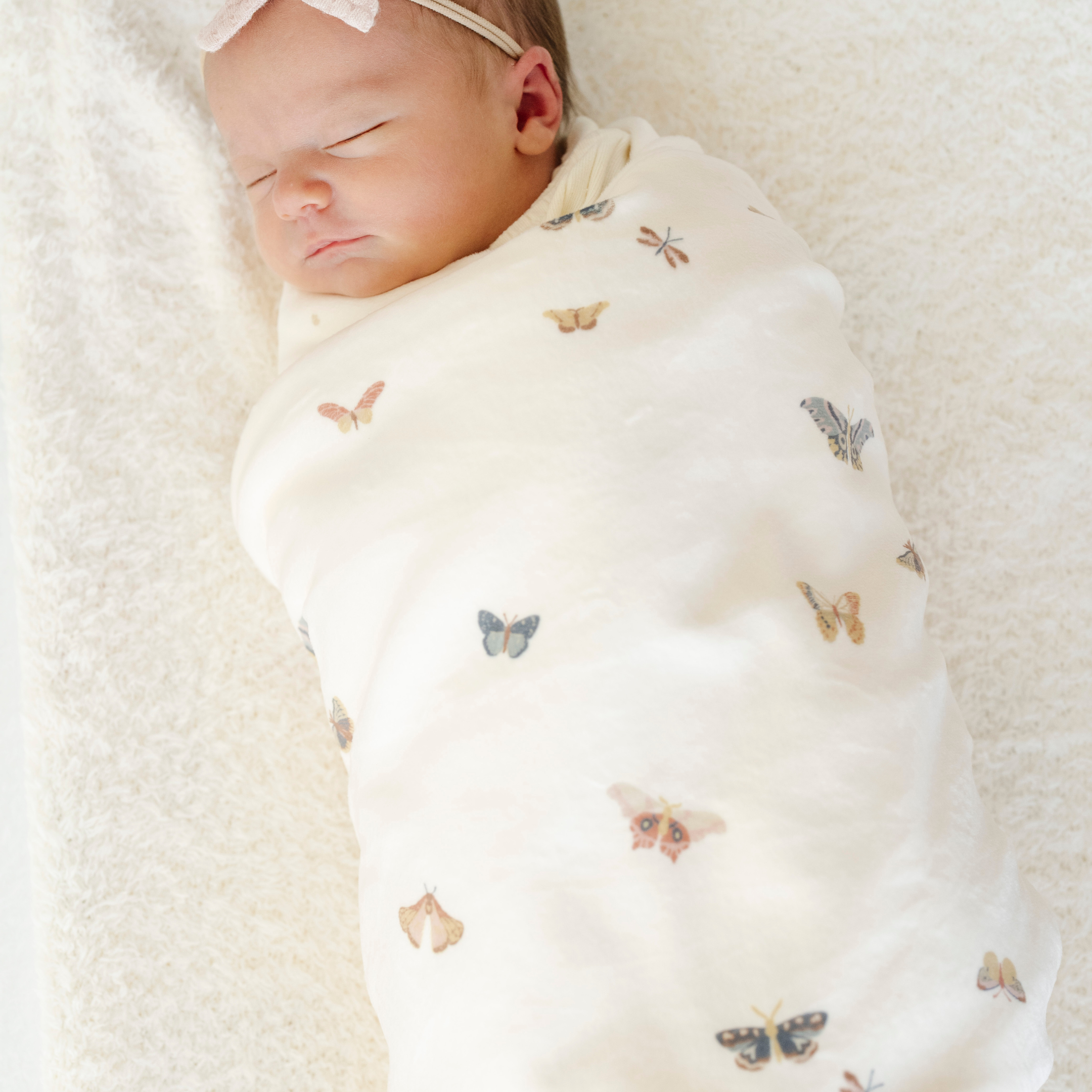 Minky Stretch Luxe Swaddle Blanket / Mushroom Print
