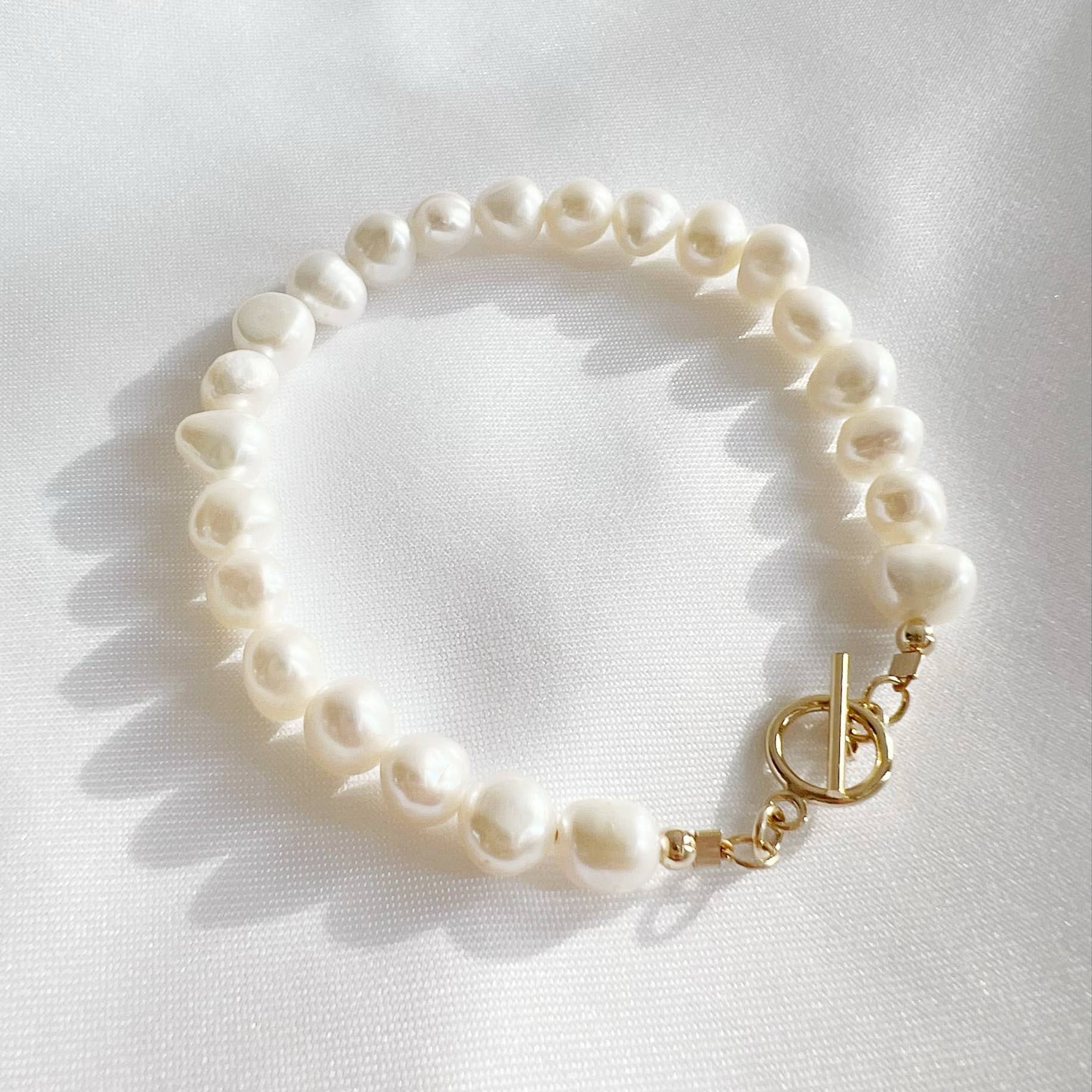 Saltwater Toggle Freshwater Pearl Bracelet