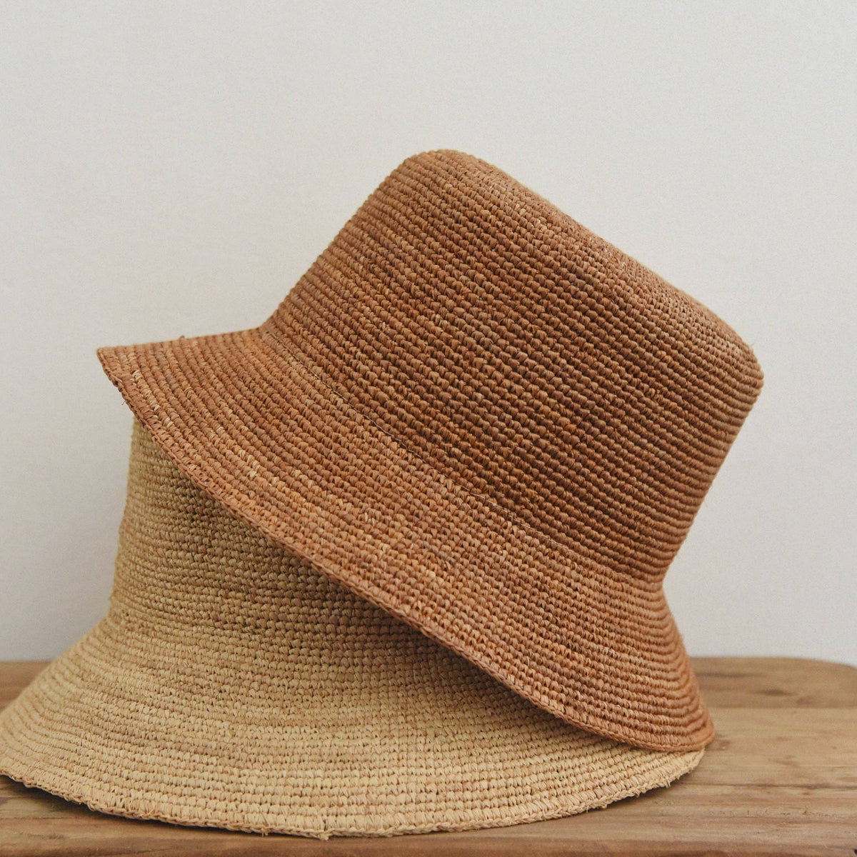 Las Dalias Bucket Hat