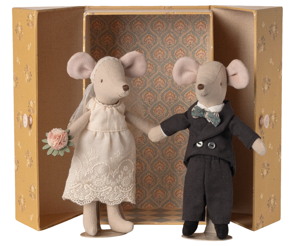 Wedding Mice Couple in Box | Mum Dad